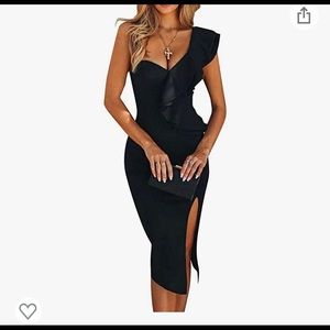 Asymmetrical black Bodycon midi dress with slit